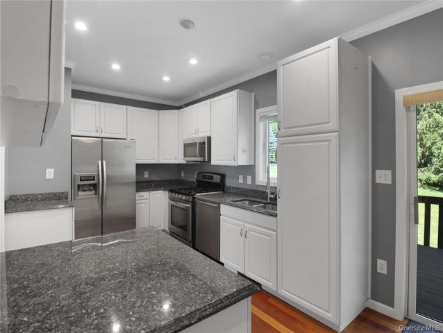 53 Leif Boulevard, Congers, NY 10920