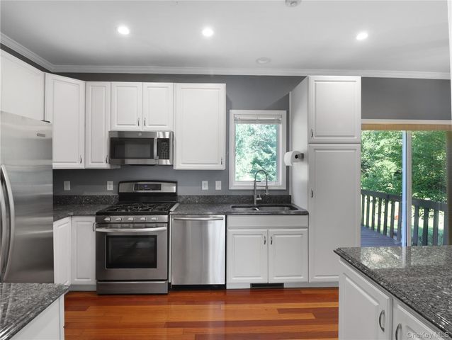 53 Leif Boulevard, Congers, NY 10920