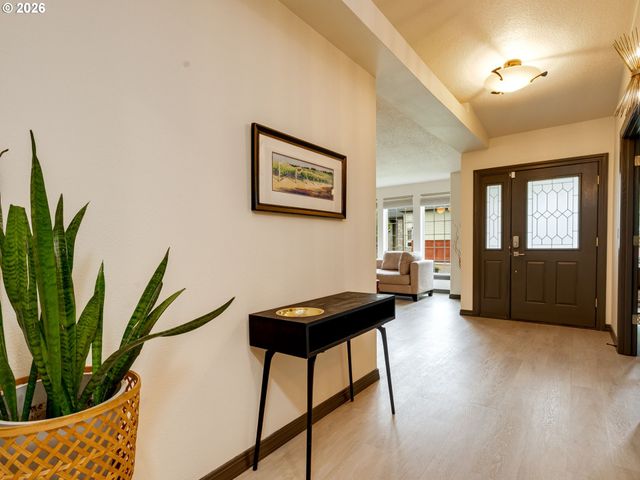 2504 Ne 177TH Ave, Vancouver, WA 98684