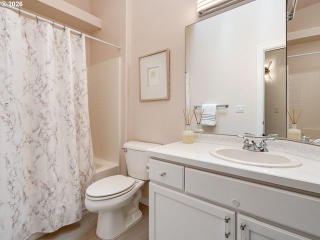 2504 Ne 177TH Ave, Vancouver, WA 98684
