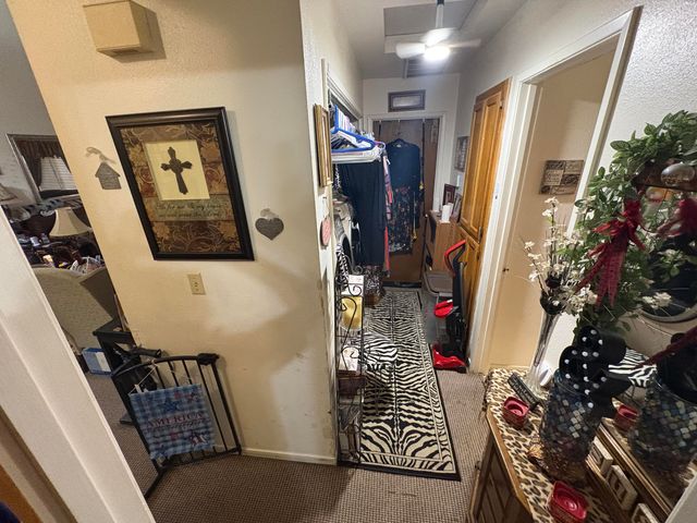 844 S Linwood Street, Visalia, CA 93277