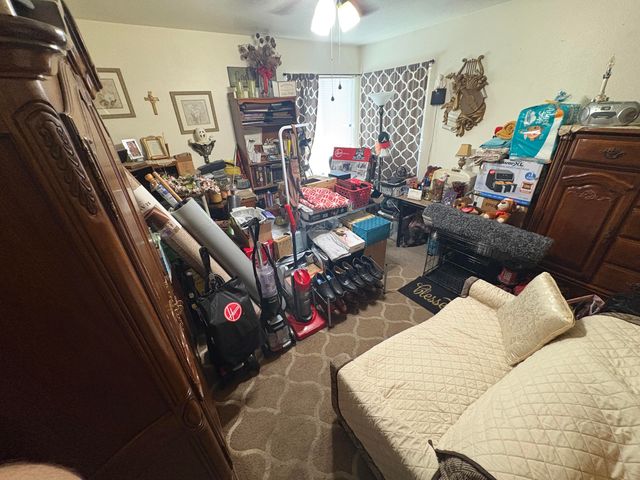 844 S Linwood Street, Visalia, CA 93277