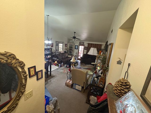 844 S Linwood Street, Visalia, CA 93277