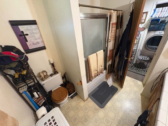 844 S Linwood Street, Visalia, CA 93277