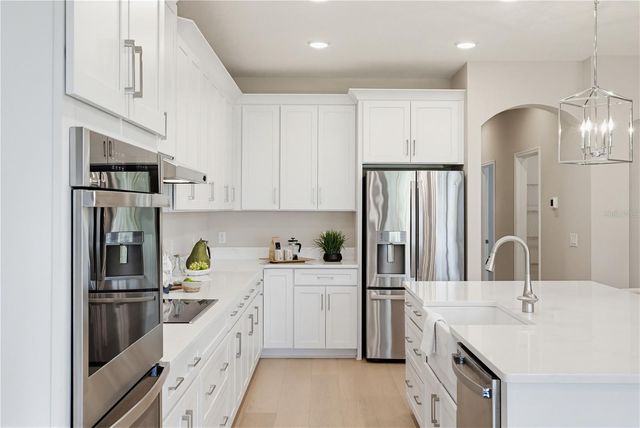 9608 SORBONNE LOOP, Seffner, FL 33584