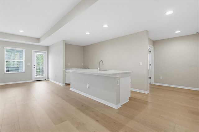 9608 SORBONNE LOOP, Seffner, FL 33584