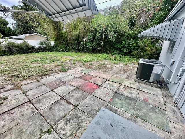 11925 NW 3rd Ave, Miami, FL 33168