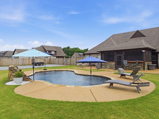 350 PEARL DR, Somerville, TN 38068