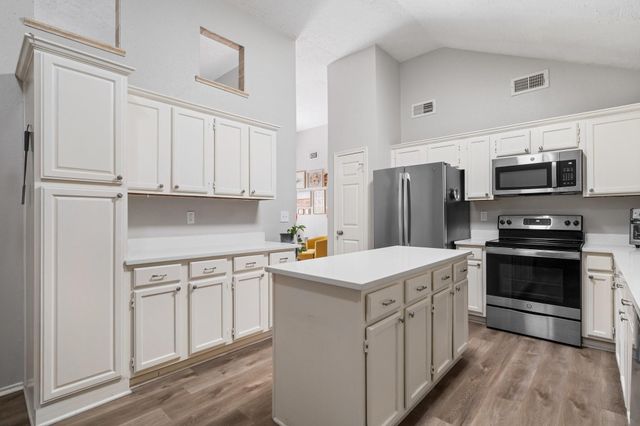 31311 N Head Drive, Spring, TX 77386