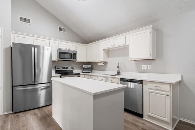 31311 N Head Drive, Spring, TX 77386