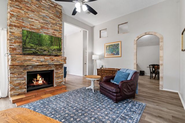 31311 N Head Drive, Spring, TX 77386