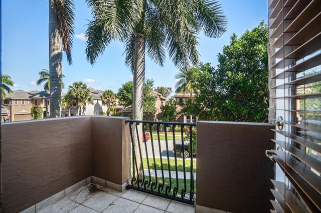 3483 Collonade Drive, Wellington, FL 33449