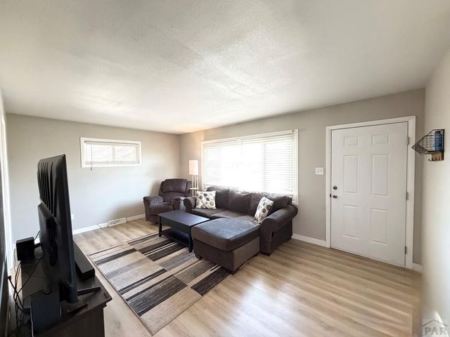 1522 Constitution Rd, Pueblo, CO 81001