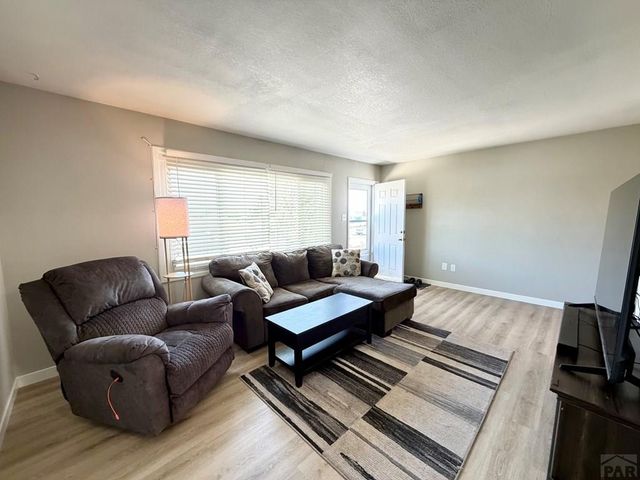 1522 Constitution Rd, Pueblo, CO 81001