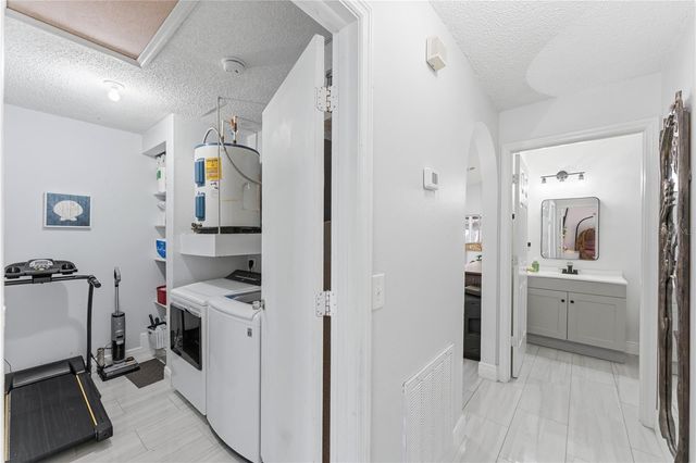 2405 WEYMOUTH COURT, Kissimmee, FL 34743