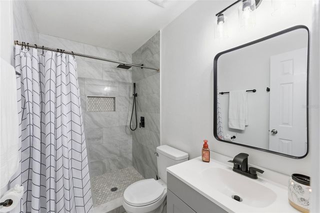 2405 WEYMOUTH COURT, Kissimmee, FL 34743