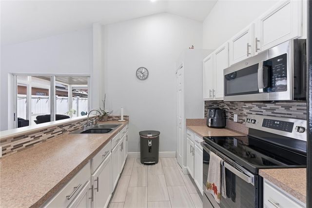 2405 WEYMOUTH COURT, Kissimmee, FL 34743