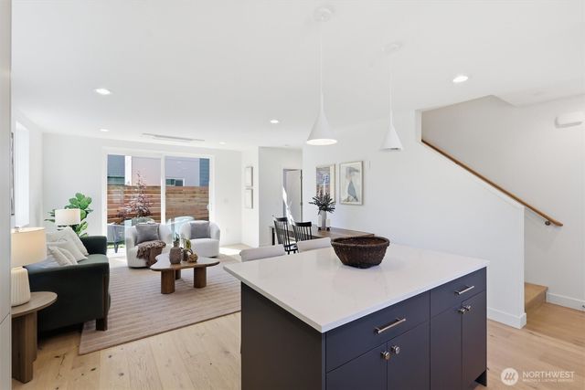 2714 58th Avenue SW, Seattle, WA 98116