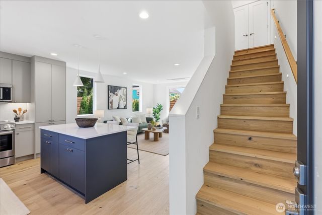 2714 58th Avenue SW, Seattle, WA 98116