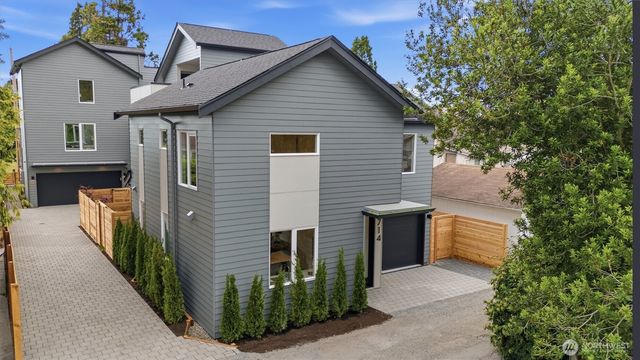 2714 58th Avenue SW, Seattle, WA 98116