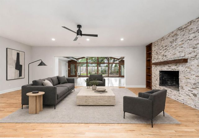 5702 Bayou Glen Road, Houston, TX 77057