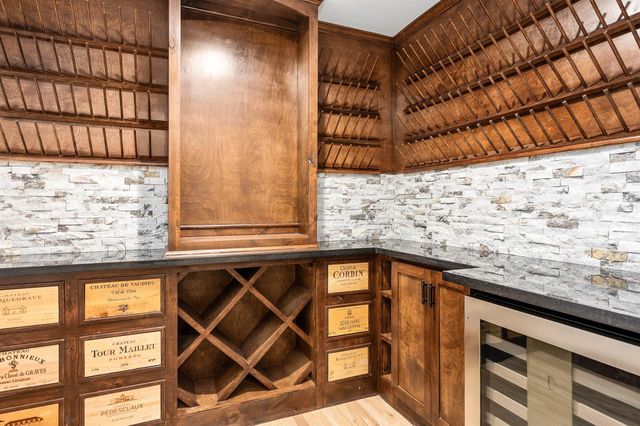 5702 Bayou Glen Road, Houston, TX 77057