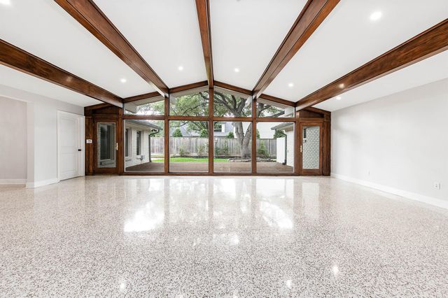 5702 Bayou Glen Road, Houston, TX 77057