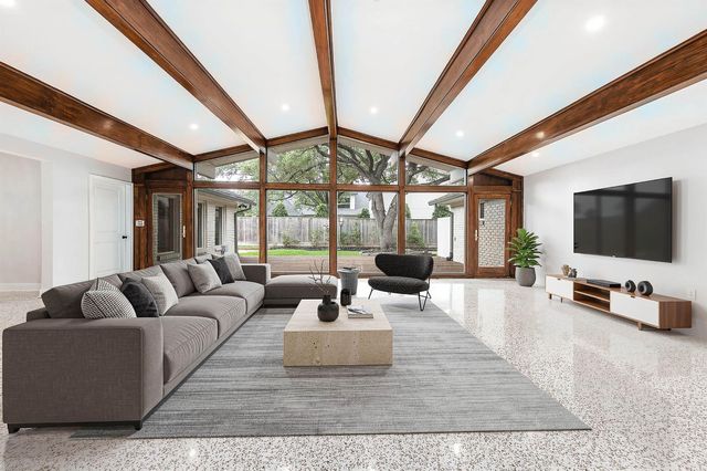 5702 Bayou Glen Road, Houston, TX 77057