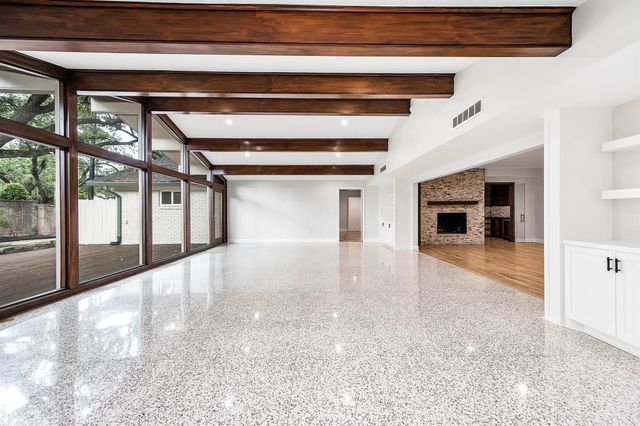5702 Bayou Glen Road, Houston, TX 77057