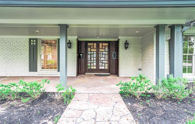 5702 Bayou Glen Road, Houston, TX 77057