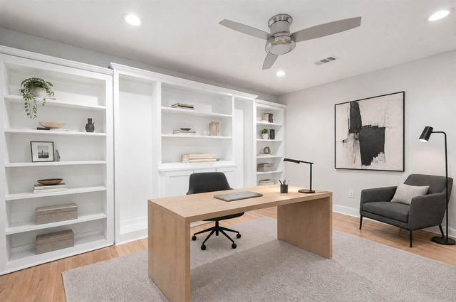 5702 Bayou Glen Road, Houston, TX 77057