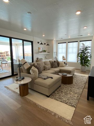 5466 S PERSIAN LN, St. George, UT 84790