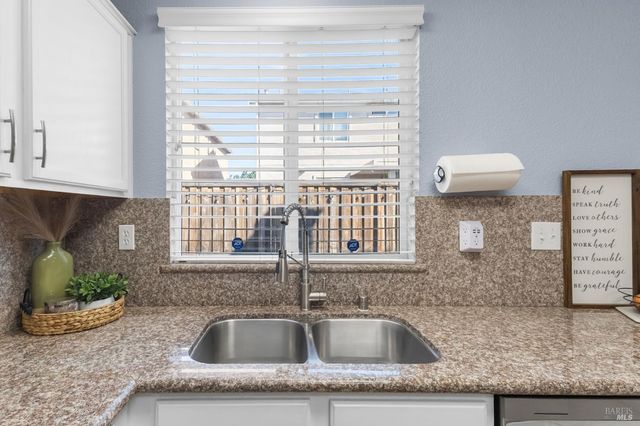 38 Tea Rose Way, Suisun City, CA 94585