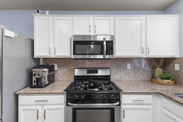 38 Tea Rose Way, Suisun City, CA 94585