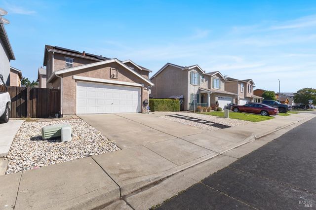 38 Tea Rose Way, Suisun City, CA 94585