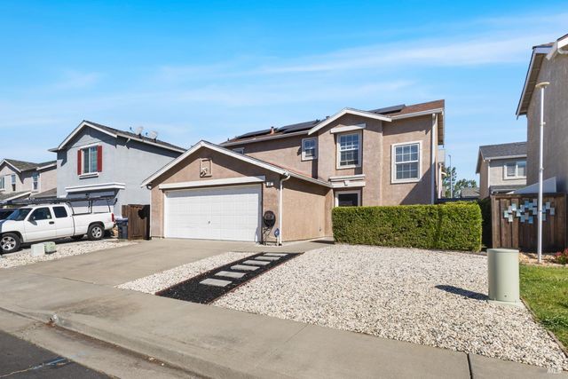 38 Tea Rose Way, Suisun City, CA 94585