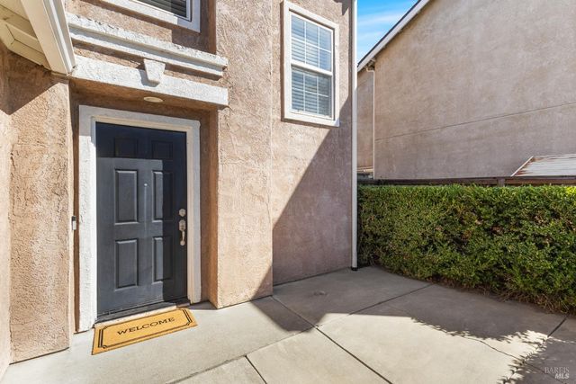 38 Tea Rose Way, Suisun City, CA 94585
