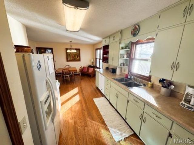 13616 State Hwy F, Glenwood, MO 63541