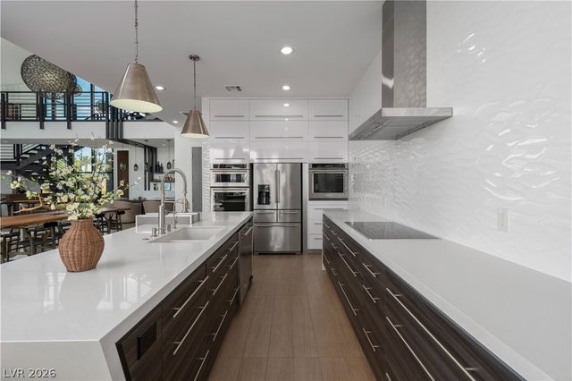 4191 Via Montagna Street, Las Vegas, NV 89129