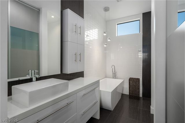 4191 Via Montagna Street, Las Vegas, NV 89129