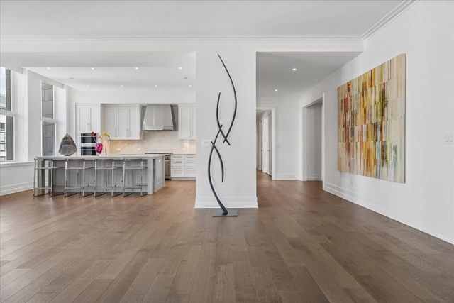 435 N Michigan Avenue 1803, Chicago, IL 60611