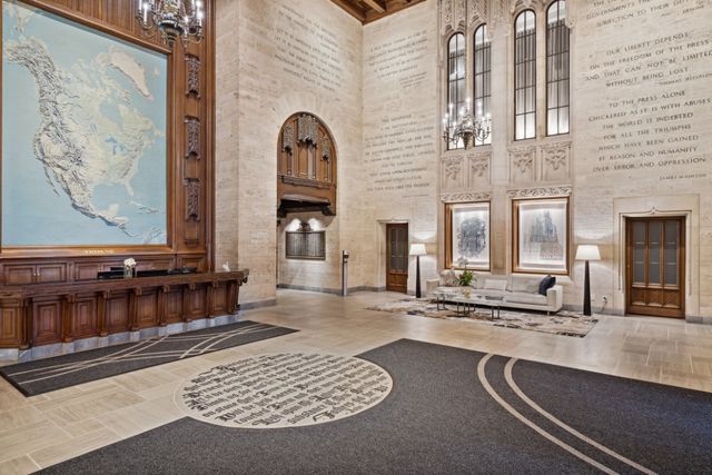 435 N Michigan Avenue 1803, Chicago, IL 60611