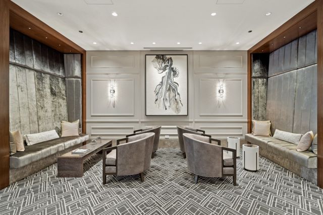 435 N Michigan Avenue 1803, Chicago, IL 60611