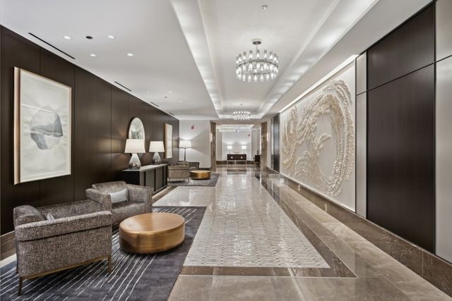 435 N Michigan Avenue 1803, Chicago, IL 60611