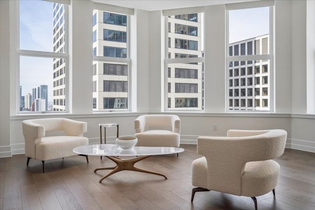 435 N Michigan Avenue 1803, Chicago, IL 60611