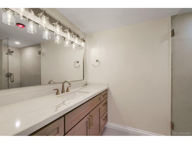 7877 E Mississippi Ave 706, Denver, CO 80247