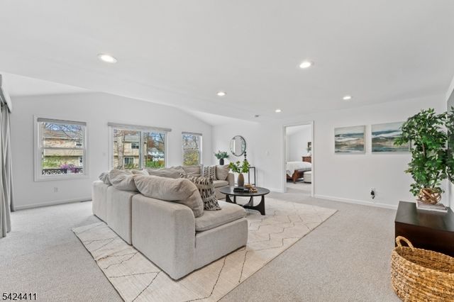 48 Hastings Rd, Berkeley Heights Twp., NJ 07922