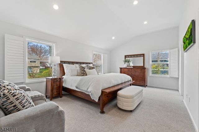 48 Hastings Rd, Berkeley Heights Twp., NJ 07922