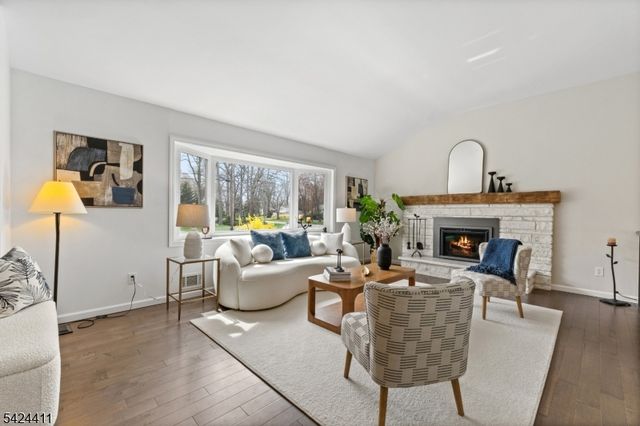 48 Hastings Rd, Berkeley Heights Twp., NJ 07922