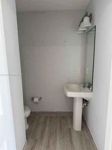 1300 Ponce De Leon Blvd 510, Coral Gables, FL 33134